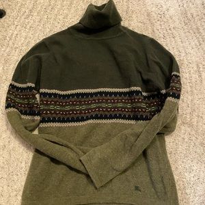 Burberry sweater